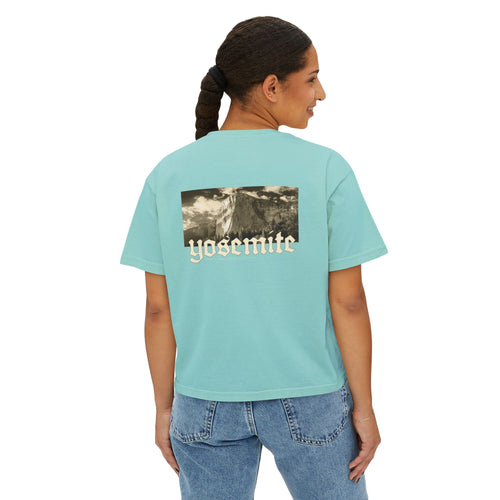 El Capitan Yosemite National Park California Women's Cropped Boxy Tee